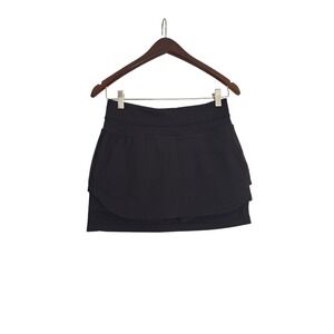 Lululemon‎ Athletics Women's Size 6 Athletic Workout Skirt With Shorts